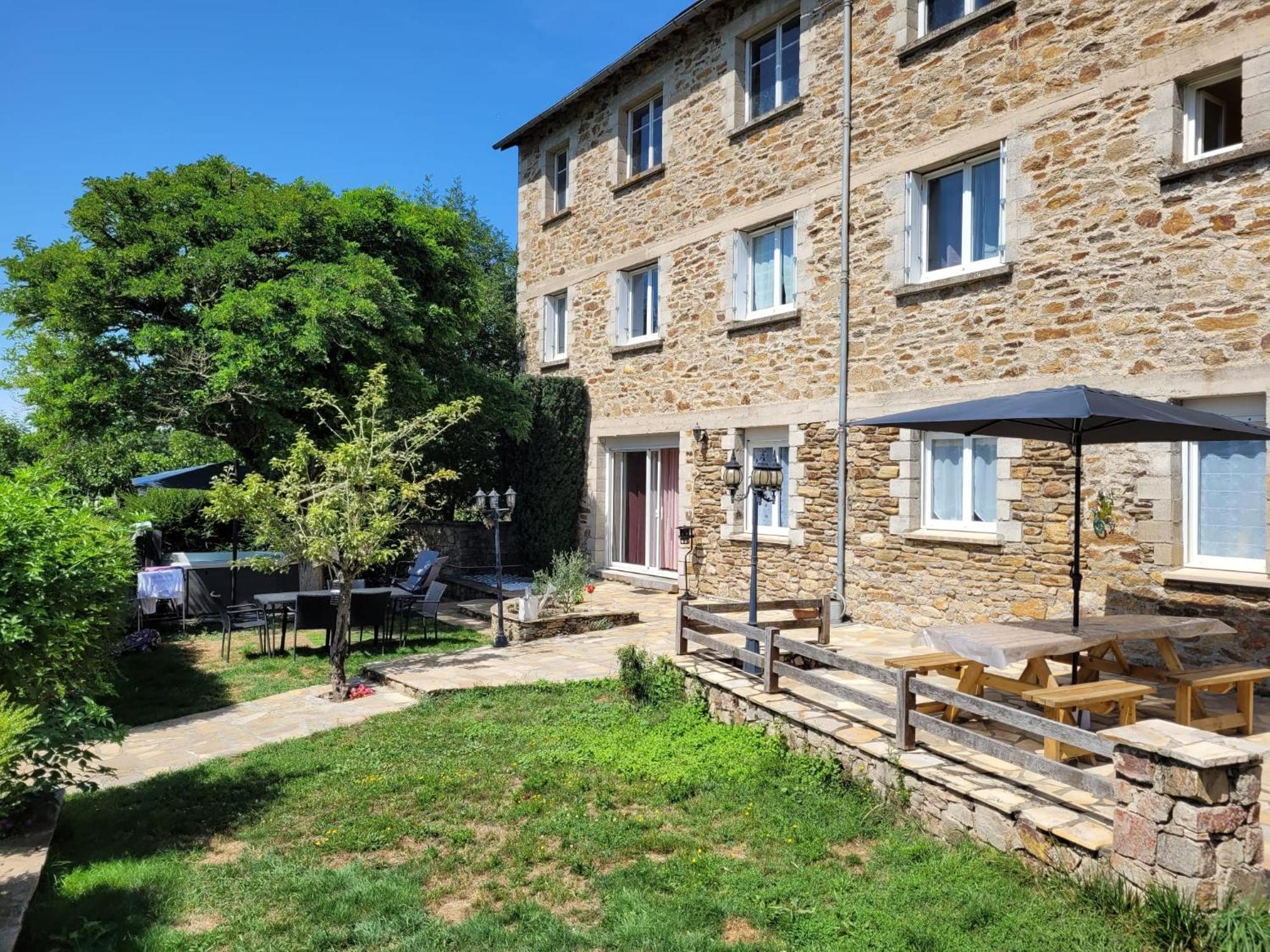 Bed and Breakfast L'Aurigast Auriac-Lagast Exterior foto